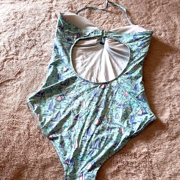 Vineyard vines one piece swimsuit size medium - Picture 4 of 7